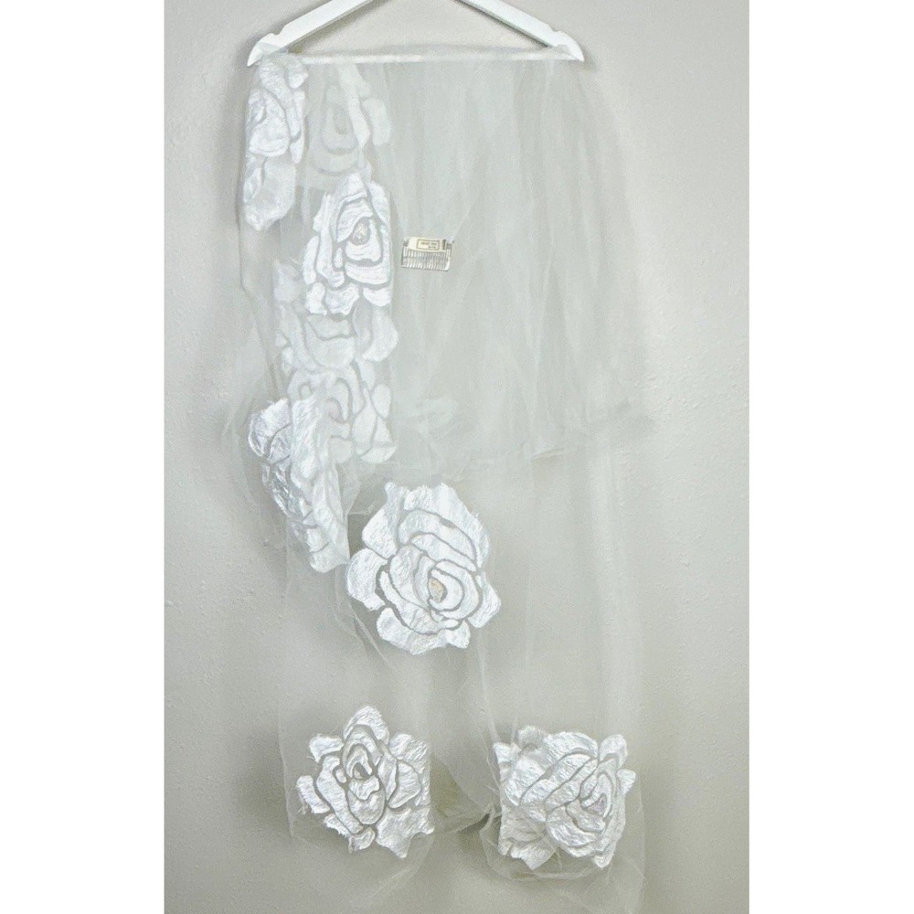 About You Norby Moreno Cathedral Bridal Veil White Tulle Floral Applique 116in